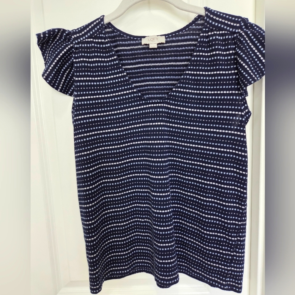 Loft Outlet XS Ruffle Sleeve Top